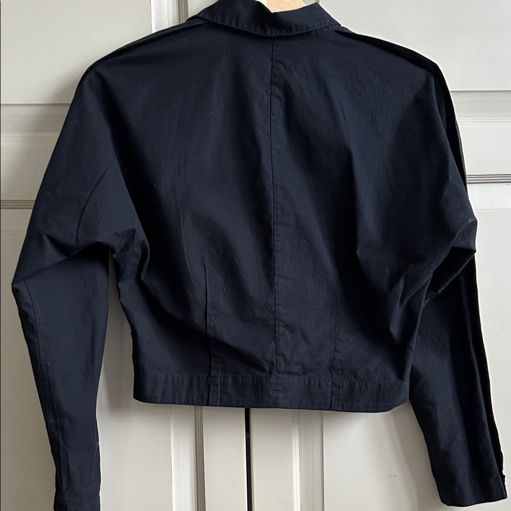 Banana Republic Women's Black 100% cotton poplin Button-Down Shirt - Picture 3 of 5